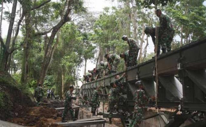 Jembatan MGB  ( Medium Girder Bridge ) Zeni TNI AD
