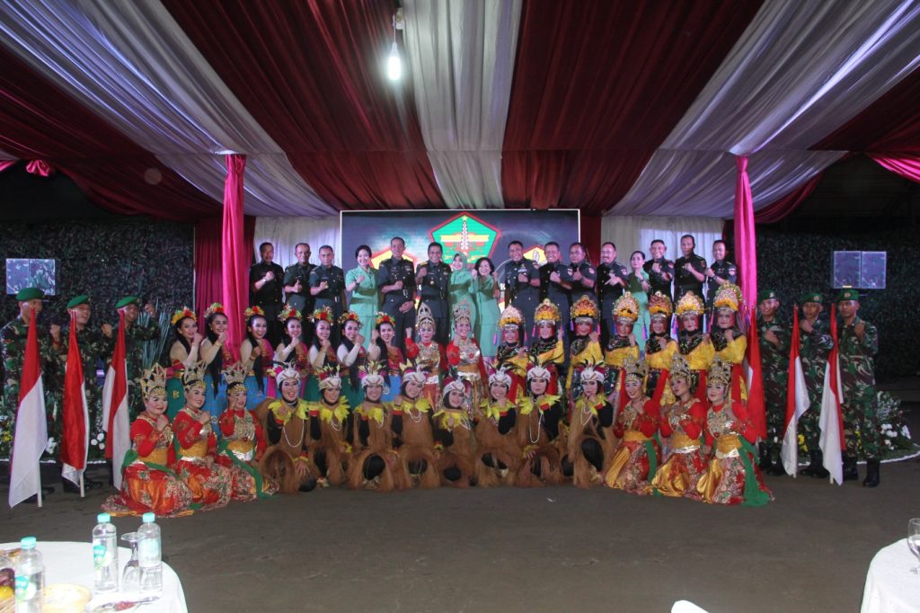 SERTIJAB DANMENZIKON DITZIAD